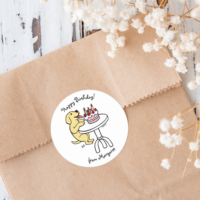 Pegatina Redonda Torta de cumpleaños amarillo Labrador Personalizad (Birthday Cake Yellow Labrador Stickers for celebrating Birthday.  Cute Yellow Lab Cartoon Design.)