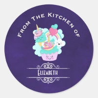 Torta dulce y cocina helada feliz