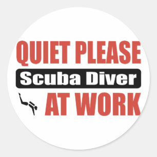 Pegatina Redonda Tranquilo, Por Favor, Buceador De Scuba En El Trab