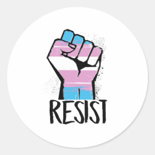 Pegatina Redonda Trans Resistance - Bandera Trans y Puño - Resistir