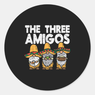Pegatina Redonda Tres amigos nómadas mexicanos cutan cinco de mayo
