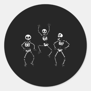 Pegatina Redonda Tres divertidos esqueletos bailando Halloween