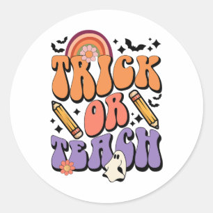 Pegatina Redonda Trick O Teach Retro Cae Halloween Disfraces Teach