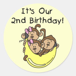 Pegatina Redonda Trillizos 2 - Dos Chicas y un niño