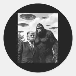 Pegatina Redonda Trump Bigfoot Ovni Encuentro Alien Extraterrestre