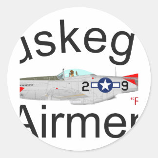 Pegatina Redonda Tuskegee Airman P-51 Red Tails Mustang
