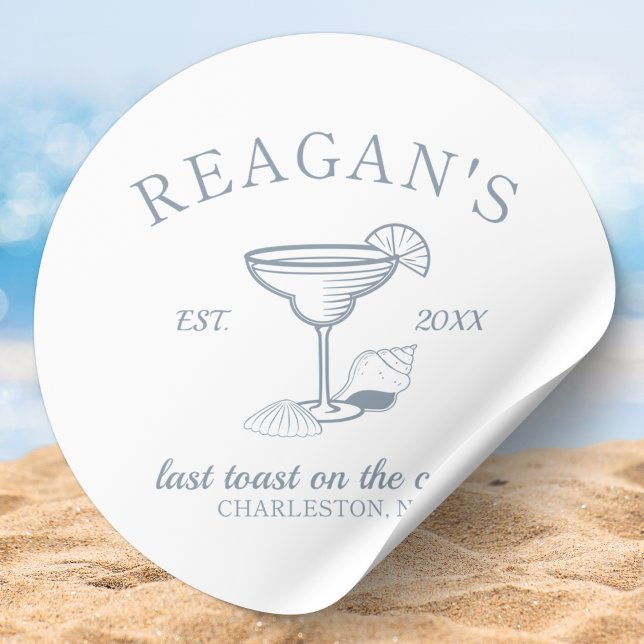 Pegatina Redonda "Última tostada en la costa" Beach Bachelorette Pa ("last toast on the coast" beach bachelorette party weekend sticker blue coastal theme nautical sea)