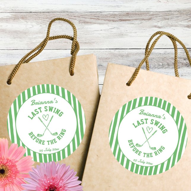 Pegatina Redonda Último club de campo de golf de swing Bachelorette (Last swing before the ring golf country club Bachelorette party  favor Sticker)