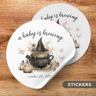 Pegatina Redonda Un bebé elabora Baby Shower Neutral de Halloween