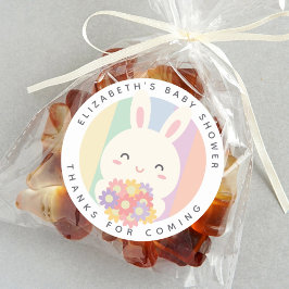 Pegatina Redonda Un buen conejo va camino al Baby Shower arcoiris