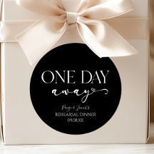 Un día antes de la cena mínima de ensayo Boda