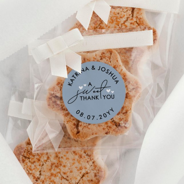 Pegatina Redonda Un dulce agradecimiento a Ash Blue Hearts Wedding  (Subido por el creador)