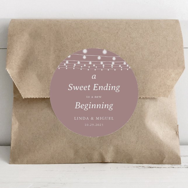 Pegatina Redonda Un dulce final para un nuevo Boda de inicio (Subido por el creador)