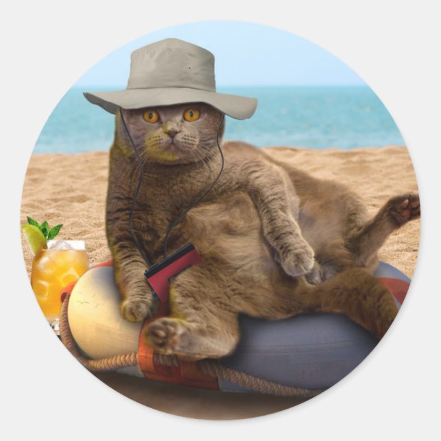 Pegatina Redonda Un gato gracioso de vacaciones (Anverso)