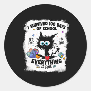 Pegatina Redonda Un gato gracioso sobrevivió 100 días de colegio, e