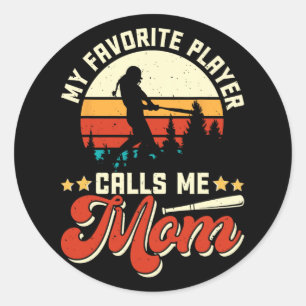 Pegatina Redonda Un jugador favorito de béisbol me llama mamá - Mad