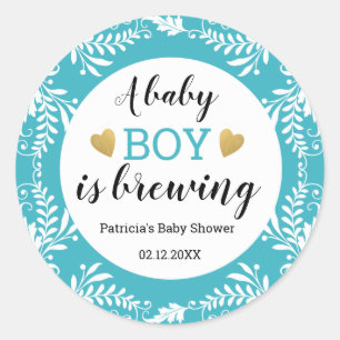 Pegatina Redonda Un Niño Está Preparando Baby Shower Azul Y Blanco