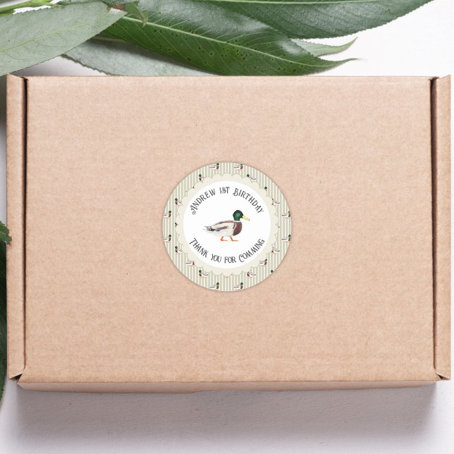 Pegatina Redonda Un Pato Afortunado Mallard Primer Favor De Cumplea (Subido por el creador)