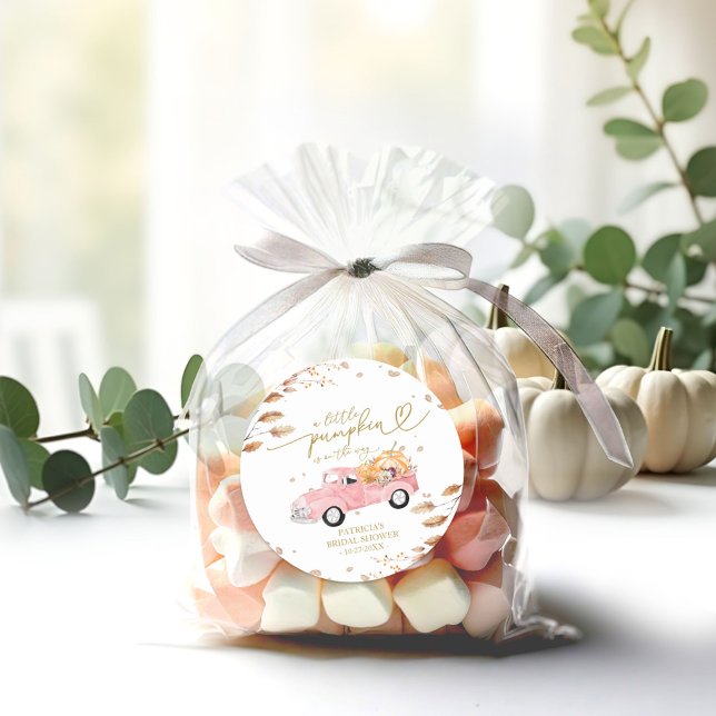 Pegatina Redonda Una Calabaza Está En Camino De Baby Shower (Subido por el creador)