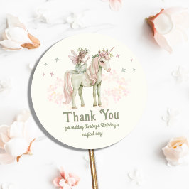 Pegatina Redonda Unicornio encantado y cumpleaños personalizado de