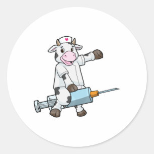 Pegatina Redonda Vaca como enfermera con corazón y jeringa