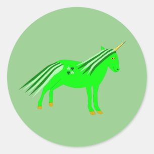 Pegatina Redonda Verde irlandés lindo y unicornio de oro