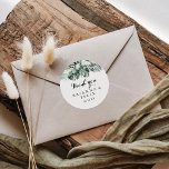 Pegatina Redonda Verde tropical Blanco Gracias a la boda Favor de l<br><div class="desc">Este verde tropical blanco gracias a la boda favorece al pegatina redondo clásico, perfecto para un boda rústico. El diseño incluye ramos de hojas de palmera verdes con flores blancas adorables. Haga que el pegatina le asigne las etiquetas propias, incluyendo sus nombres, el evento (si procede) y la fecha. ¡Estos...</div>