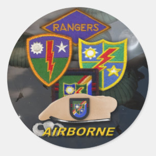 Pegatina Redonda veteranos de los guardabosques del ejército rayand
