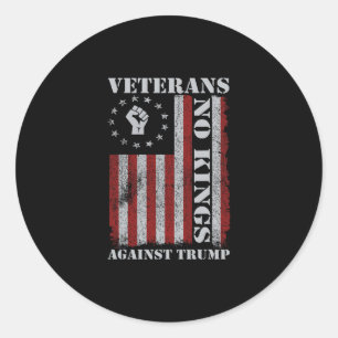 Pegatina Redonda Veteranos Militares Protestan Bandera De Estados U