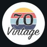Pegatina Redonda Vintage 70th Birthday Sunset<br><div class="desc">Un diseño de cumpleaños hito con un atardecer de color retro vintage que tiene un efecto falso angustiado.</div>