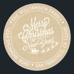 Pegatina Redonda Vintage Christmas New Year Kraft Return Address<br><div class="desc">Navidades familia vuelta dirección pegatina con tu nombre y dirección en tipografía elegante con una imagen de bonito hecha a mano Feliz Navidad y Feliz Año Nuevo en un fondo de papel kraft. Simplemente agrega tu nombre y dirección. Diseñado exclusivamente para usted por Happy Dolphin Studio. Si necesita ayuda o...</div>