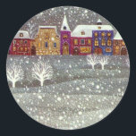 Pegatina Redonda Vintage Christmas, Santa Claus Horse Open Sleigh<br><div class="desc">Ilustracion de época Victorian Festividad navideña Feliz Navidad con un alegre Papá Noel montado en un caballo de trineos abiertos en la víspera de Navidades. Está nevando durante el invierno con una ciudad somnolienta a lo lejos. Árboles blancos cubiertos con ramas cubiertas de nieve mientras los copos de nieve caen...</div>