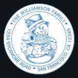 Pegatina Redonda Vintage Christmas SnowMan Blue Ink Return Address<br><div class="desc">Navidades familia vuelta dirección pegatina con tu nombre y dirección en una tipografía elegante de tinta azul con un muñeco de nieve de Navidad pintado a mano en un fondo blanco. Simplemente agrega tu nombre y dirección. Diseñado exclusivamente para usted por Happy Dolphin Studio. Si necesita ayuda o productos coincidentes,...</div>