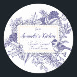 Pegatina Redonda Vintage Christmas Toile, Bird Pine Cones<br><div class="desc">Navidades Cookies,  Tratos,  Pegatinas de Regalos para todo el mundo en estas vacaciones. Texto personalizar para usar para Navidades Candy,  Jam,  Scones,  Brownies,  Cookies de Azúcar o lo que sea que sea tu receta favorita para las vacaciones. También se puede personalizar para usar como etiqueta de regalo personalizada.</div>