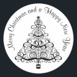 Pegatina Redonda Vintage Christmas Tree Decorative Victorian Scroll<br><div class="desc">Ilustracion de la Vintage. Imagen de feriado navideño con un bello,  elegante,  blanco y negro árbol de Navidad decorado con detalles de desplazamiento. Un diseño sencillo pero sofisticado. ¡Saludos de temporada y Felices Fiestas!</div>