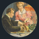 Pegatina Redonda Vintage Christmas, Victorian Family Dinner<br><div class="desc">Ilustracion de época Victoriano. Imagen de feriado de Feliz Navidad con una cena familiar en la víspera de Navidades. El padre está tallando la carne asada mientras la madre está sirviendo comida y el niño está esperando pacientemente usando sus modales.</div>