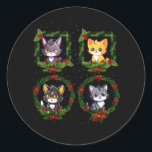 Pegatina Redonda Vintage Kitten Merry Christmas Cats Decoración Xma<br><div class="desc">El diseño de un amante del gato y la camiseta de gatito con un gato blanco que deja marcas de cero es un regalo para los amantes del gato y los amigos del gato. ¿Eres dueño y amas a los gatos? Te encanta su actitud noble y superior, y el hecho...</div>