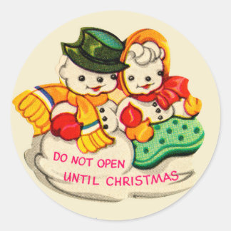 Pegatina Redonda Vintage Snowman y mujer de nieve "No abras"