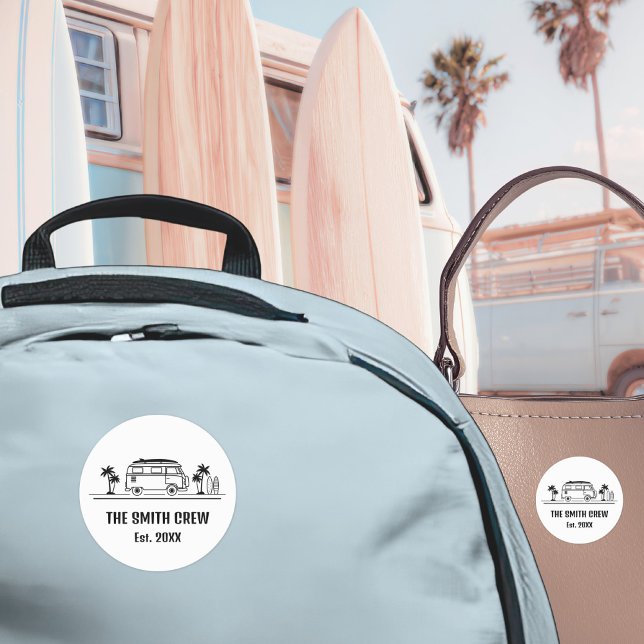Pegatina Redonda Vintage Van Life Surfer Crew Sticker (Vintage Van Life Surfer Crew Sticker ©Susanne Sachers - Sunny Wanderlust 🌞✈️)