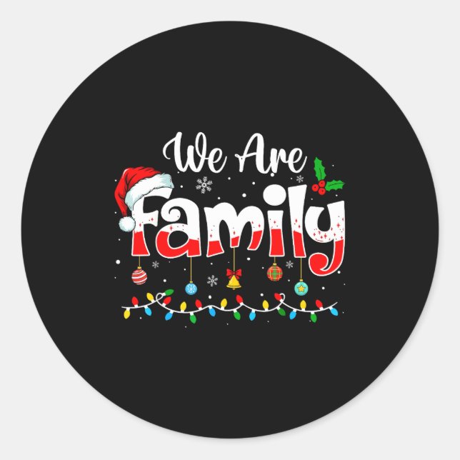 Pegatina Redonda We Are Family 2025 Christmas Pajama Funny Matching (Anverso)