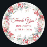Pegatina Redonda Winter Berry Wreath 30th Birthday Gracias Por Favo<br><div class="desc">Un hermoso y elegante agradecimiento favorece al pegatina diseñado especialmente para un fiesta de 30 años. Cuenta con una corona acuática de bayas rojas enclavada en un follaje verde salado. Gracias está escrito en un guión atemporal y clásico. Dos líneas más abajo te permiten personalizares de tu agradecimiento. Este elemento...</div>