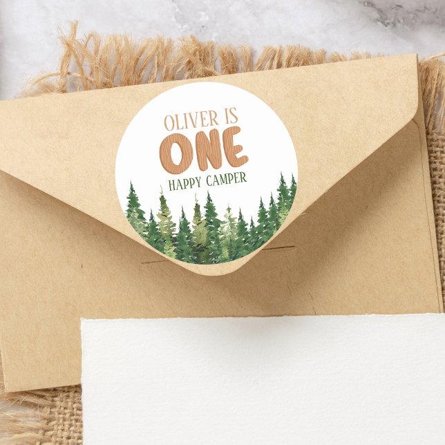 Pegatina Redonda Woodland Green Rustic Happy Camper First Birthday (Subido por el creador)