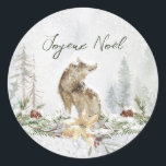 Pegatina Redonda Woodland Scene Wolf French Merry Christmas Pegatin<br><div class="desc">Este diseño presenta un ilustracion acuarela de un paisaje de bosque invernal con lobo. Texto en francés Joyeux Noël - Feliz Navidad</div>