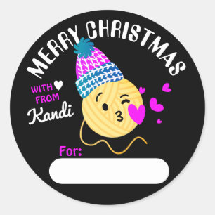 Pegatina Redonda Yarn emoji besando la cara tejiendo crochet Navida