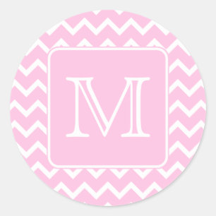 Pegatina Redonda Zigzags rosados con Monograma Personalizado.
