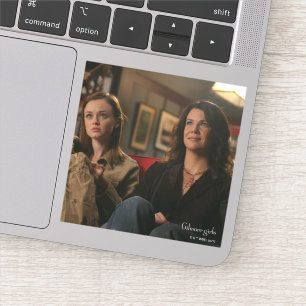 Pegatina Rory y Lorelai ven una película