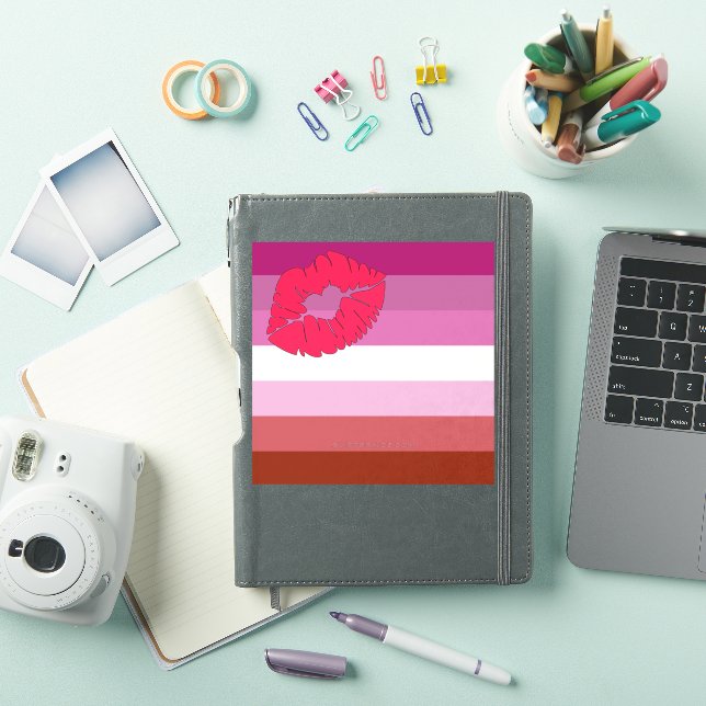 Pegatina SlipperyJoe lipstick bandera de orgullo lesbiana f (Funda para iPad)