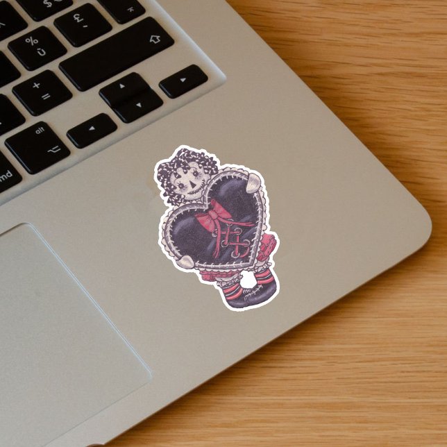 Pegatina Spooky Rag Doll Yarn Hair Big Black Heart Red Bow (Spooky rag doll pale face black yarn look hair with black heart red bow on vinyl sticker.)