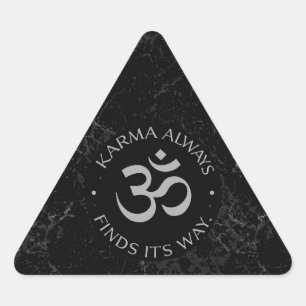 Pegatina Triangular Diseño espiritual de Karma Om - Colección de menta