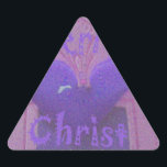 Pegatina Triangular Hakuna Matata Merry Christmas Love Design.jpg<br><div class="desc">Hakuna Matata Feliz Diseño de Amor de Navidad. Hermoso diseño de color morado con un maravilloso corazón azul y un toque de purpurina en el fondo. Uno de los últimos diseños especiales de Hakuna Matata esta maravillosa temporada de Navidades y la maravillosa temporada. Comparte el amor de los Navidades con...</div>